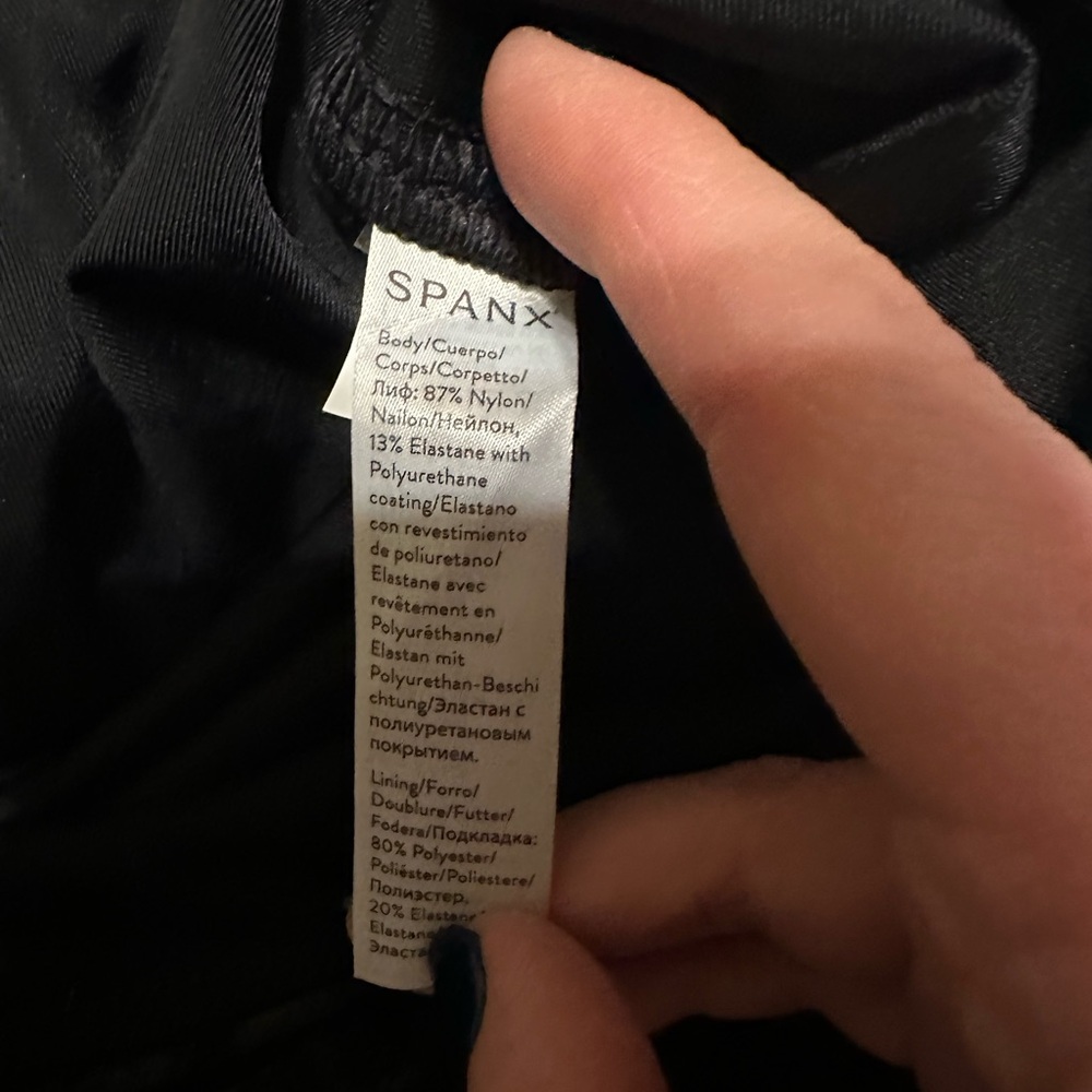 NWOT Spanx Black Patterned Leggings - Picture 5 of 5